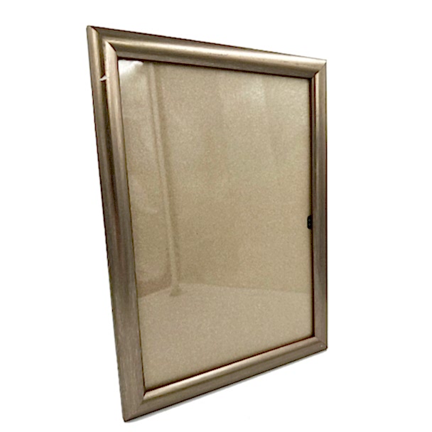 Рамка 2115.78 серебро (20*30 см) Рамка 2115.78 серебро (20*30 см)